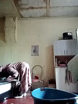 RFeltomWhitJ online show from 18, 11, 2025