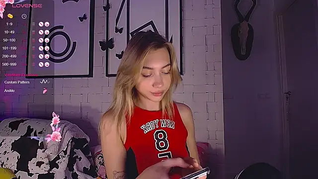 Snapshot of nikkichu chatting on 11, 10, 2025 nikkichu online show from 11, 10, 2025