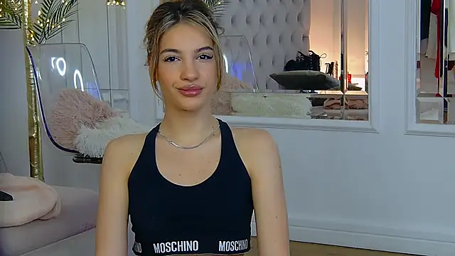 KimmDaviss online show from 14, 5, 2026