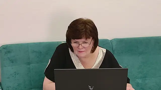 Sandra Sunrise online show from 5, 12, 2025