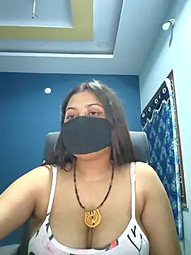 Snapshot of SassyWildCouple chatting on 14, 9, 2025 SassyWildCouple online show from 14, 9, 2025