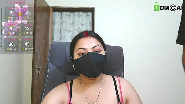 SassyWildCouple online show from 30, 5, 2026