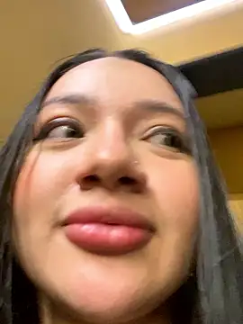 eurenatacardos online show from 8, 10, 2025