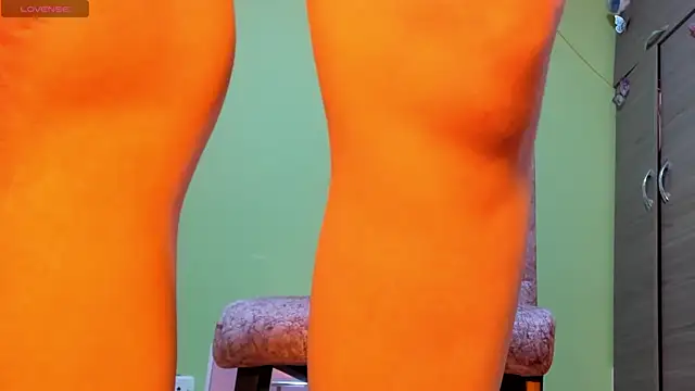 hot Dariana pantyhose online show from 14, 11, 2025