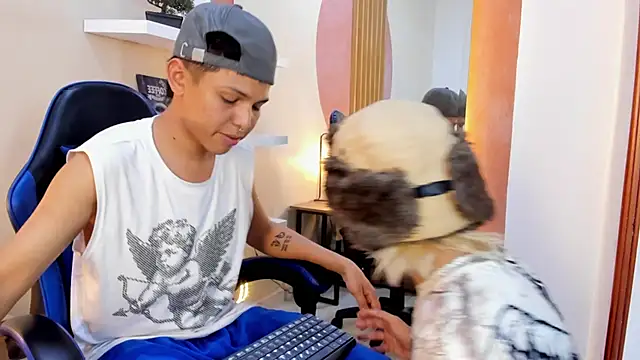 Enrrixxx  online show from 16, 10, 2025