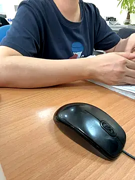 PhuongNhi21 online show from 8, 10, 2025