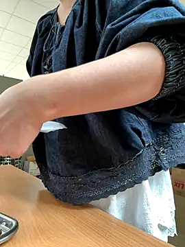 PhuongNhi21 online show from 14, 10, 2025