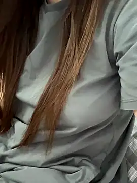 PhuongNhi21 online show from 15, 10, 2025