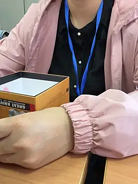 PhuongNhi21 online show from 22, 10, 2025