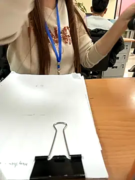 PhuongNhi21 online show from 5, 12, 2025