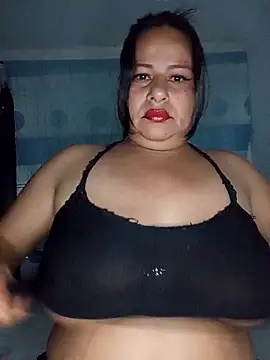 Snapshot of RosenRot07 chatting on 5, 10, 2025 RosenRot07 online show from 5, 10, 2025