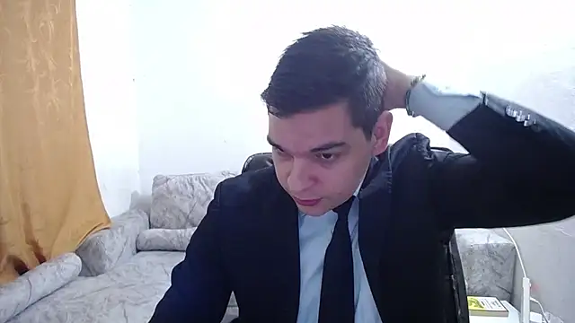 Victor Maitland online show from 2, 12, 2025