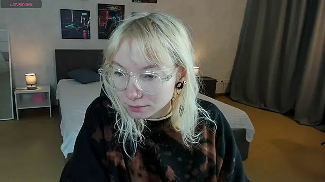 Snapshot of tattoo_art_baby chatting on 4, 12, 2025 tattoo art baby online show from 4, 12, 2025