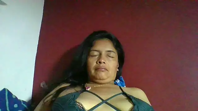 Snapshot of DianaOchoa_ chatting on 13, 4, 2026 DianaOchoa online show from 13, 4, 2026