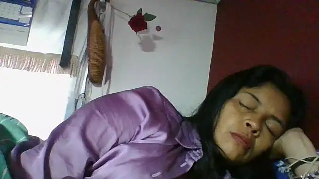 Snapshot of DianaOchoa_ chatting on 18, 4, 2026 DianaOchoa online show from 18, 4, 2026