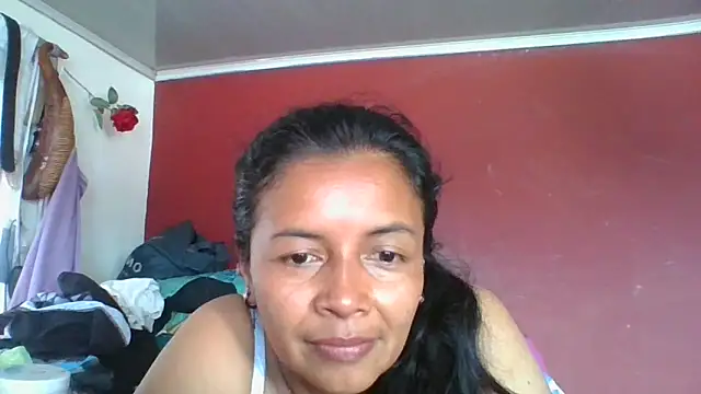 Snapshot of DianaOchoa_ chatting on 18, 4, 2026 DianaOchoa online show from 18, 4, 2026