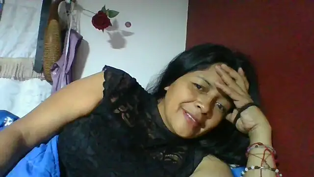 Snapshot of DianaOchoa_ chatting on 22, 4, 2026 DianaOchoa online show from 22, 4, 2026