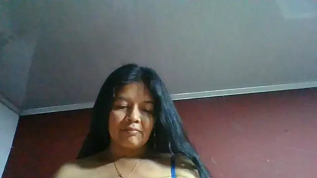 Snapshot of DianaOchoa_ chatting on 19, 6, 2026 DianaOchoa online show from 19, 6, 2026