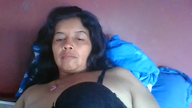 Snapshot of DianaOchoa_ chatting on 27, 6, 2026 DianaOchoa online show from 27, 6, 2026