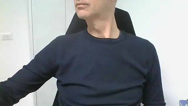 Snapshot of Sensor2000 chatting on 13, 2, 2026 Sensor2000 online show from 13, 2, 2026