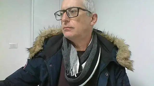 Snapshot of Sensor2000 chatting on 14, 2, 2026 Sensor2000 online show from 14, 2, 2026