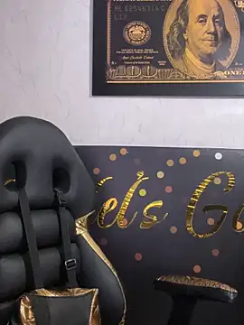 Snapshot of candy__fox_ chatting on 3, 10, 2025 candy fox online show from 3, 10, 2025