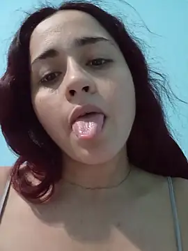 Snapshot of candy__fox_ chatting on 13, 12, 2025 candy fox online show from 13, 12, 2025