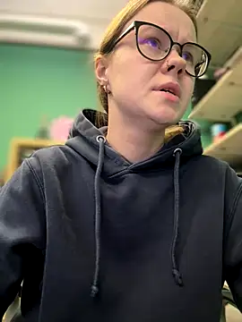  CherryBloom  online show from 29, 9, 2025