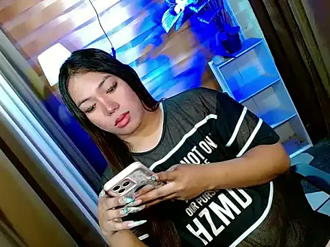 bigfattycocksonya27 online show from 24, 3, 2026