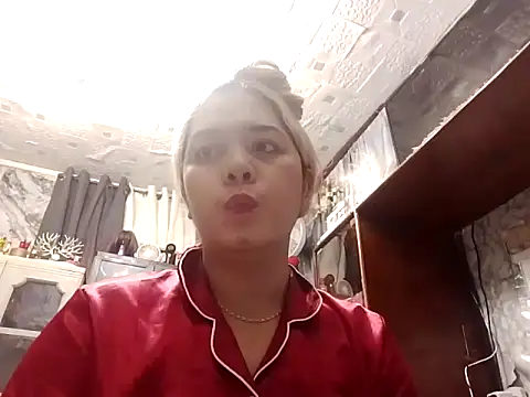 Snapshot of blonditax1111 chatting on 3, 10, 2025 blonditax1111 online show from 3, 10, 2025