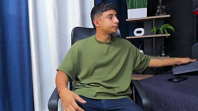 jaze bradley online show from 2, 12, 2025