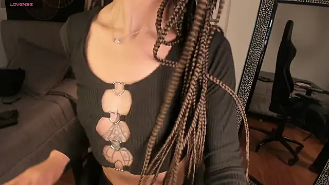 Snapshot of Nati____ chatting on 16, 9, 2025 Nati     online show from 16, 9, 2025