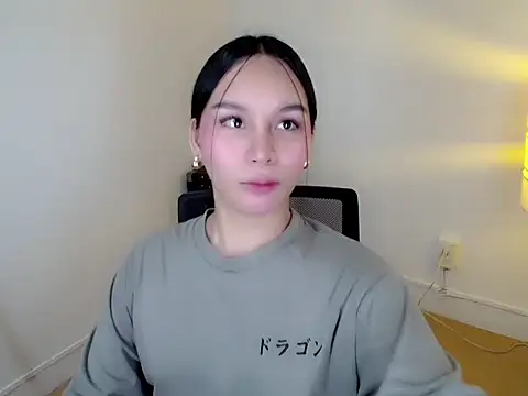 Snapshot of holly_tabby chatting on 7, 1, 2026 holly tabby online show from 7, 1, 2026