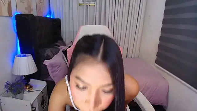 naughtyjayde online show from 18, 11, 2025