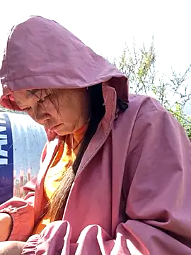 yoowwmr online show from 27, 11, 2025