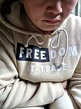 Snapshot of yoowwmr chatting on 9, 1, 2026 yoowwmr online show from 9, 1, 2026