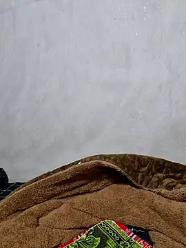 Snapshot of yoowwmr chatting on 14, 1, 2026 yoowwmr online show from 14, 1, 2026