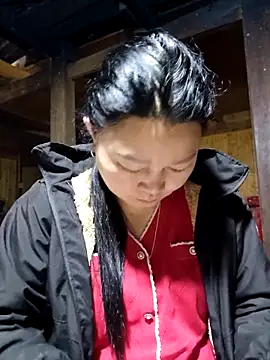 Snapshot of yoowwmr chatting on 1, 2, 2026 yoowwmr online show from 1, 2, 2026