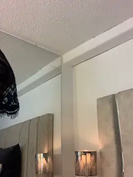 Snapshot of CamiJone chatting on 22, 12, 2025 CamiJone online show from 22, 12, 2025