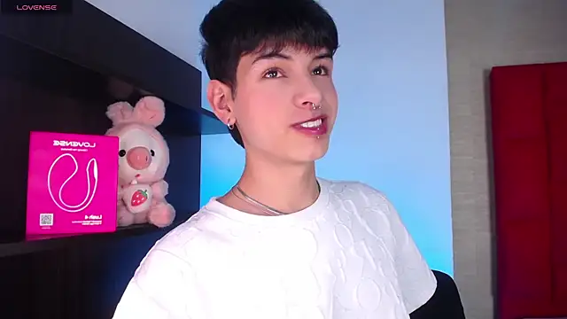 Ezra Storm online show from 22, 12, 2025