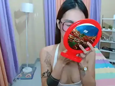 Snapshot of XxTsUncutAskaxX chatting on 6, 7, 2026 XxTsUncutAskaxX online show from 6, 7, 2026