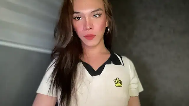 Snapshot of Misselliefayexxx chatting on 8, 10, 2025 Misselliefayexxx online show from 8, 10, 2025