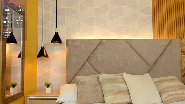 Jade Whisper online show from 8, 11, 2025