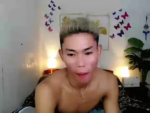 Snapshot of naughty_rence chatting on 22, 7, 2026 naughty rence online show from 22, 7, 2026