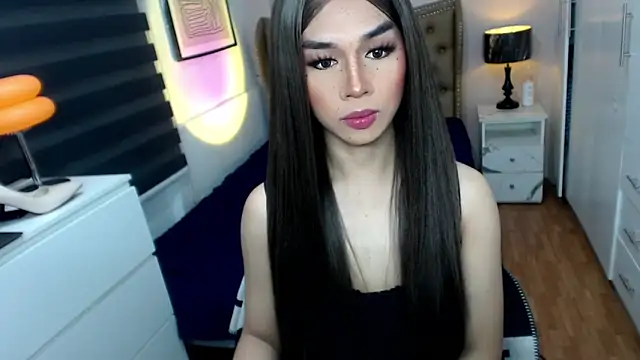 Snapshot of solana_imani chatting on 30, 9, 2025 solana imani online show from 30, 9, 2025