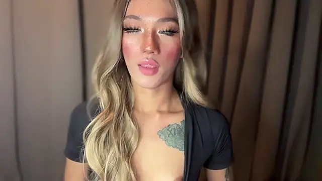 Snapshot of Lust-sluttymira chatting on 11, 10, 2025 Lust-sluttymira online show from 11, 10, 2025