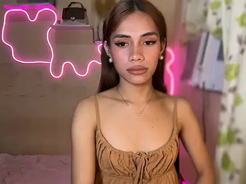 Lovelynikki03 online show from 26, 9, 2025