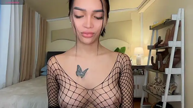  agatha143  online show from 6, 4, 2026