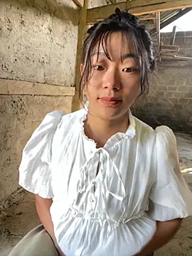 Snapshot of isaaa5 chatting on 13, 10, 2025 isaaa5 online show from 13, 10, 2025