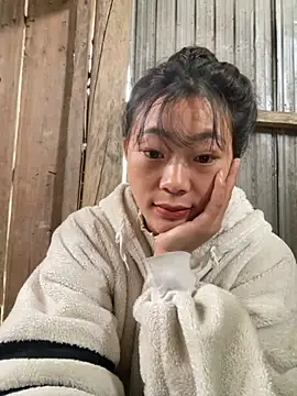 Snapshot of isaaa5 chatting on 14, 11, 2025 isaaa5 online show from 14, 11, 2025